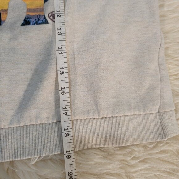 Ariat Women's Heather Oatmeal Long Sleeve Cowboy Graphic Crew Sweater Size M - Picture 7 of 8